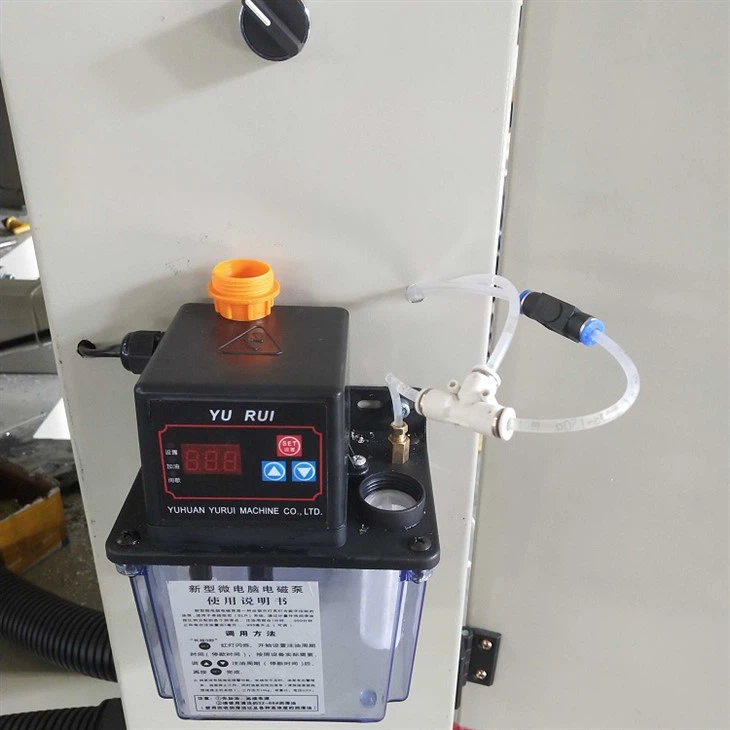 Double Head Saw Machine6